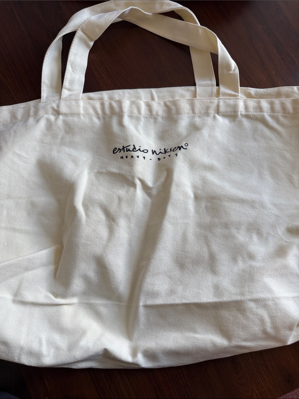 Estudio niksen - heavy duty Cream Tote Bag